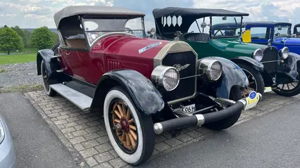 Pierce Arrow