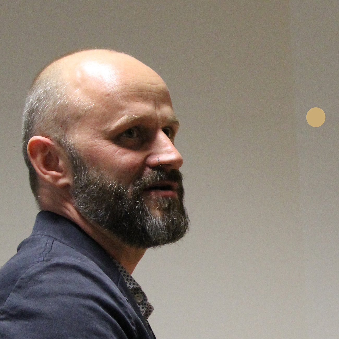 Prof. Thomas Staroszynski