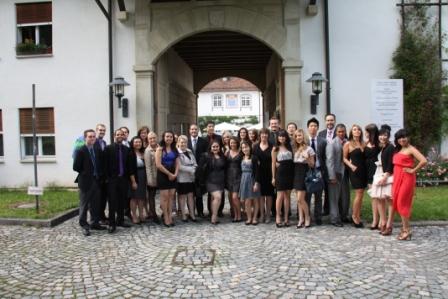 Gruppenbild Teilnehmer der Business European Study Tour